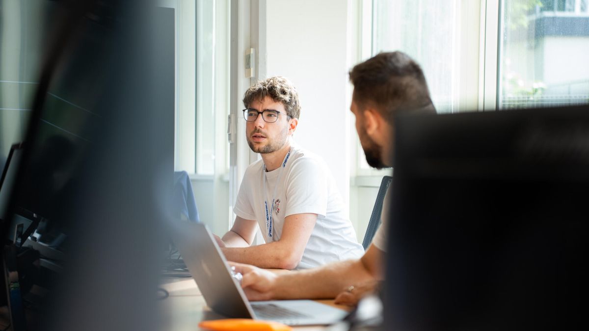 <br />
<b>Warning</b>:  Undefined variable $alt in <b>/www/decathlon/www/wp-content/themes/scr/parts-flexibox/modal.php</b> on line <b>90</b><br />
